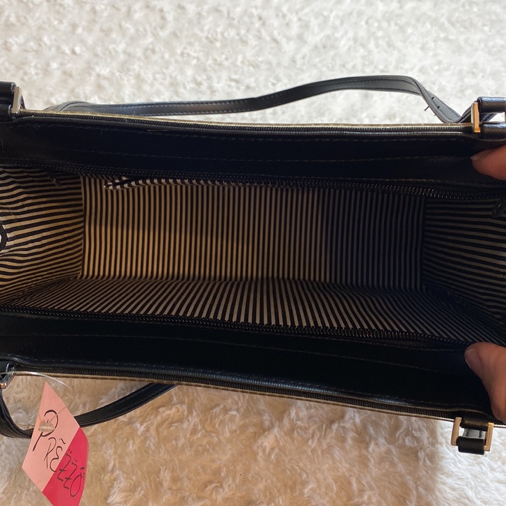 NWT- Photo Shoulder purse - Picture 4 of 11